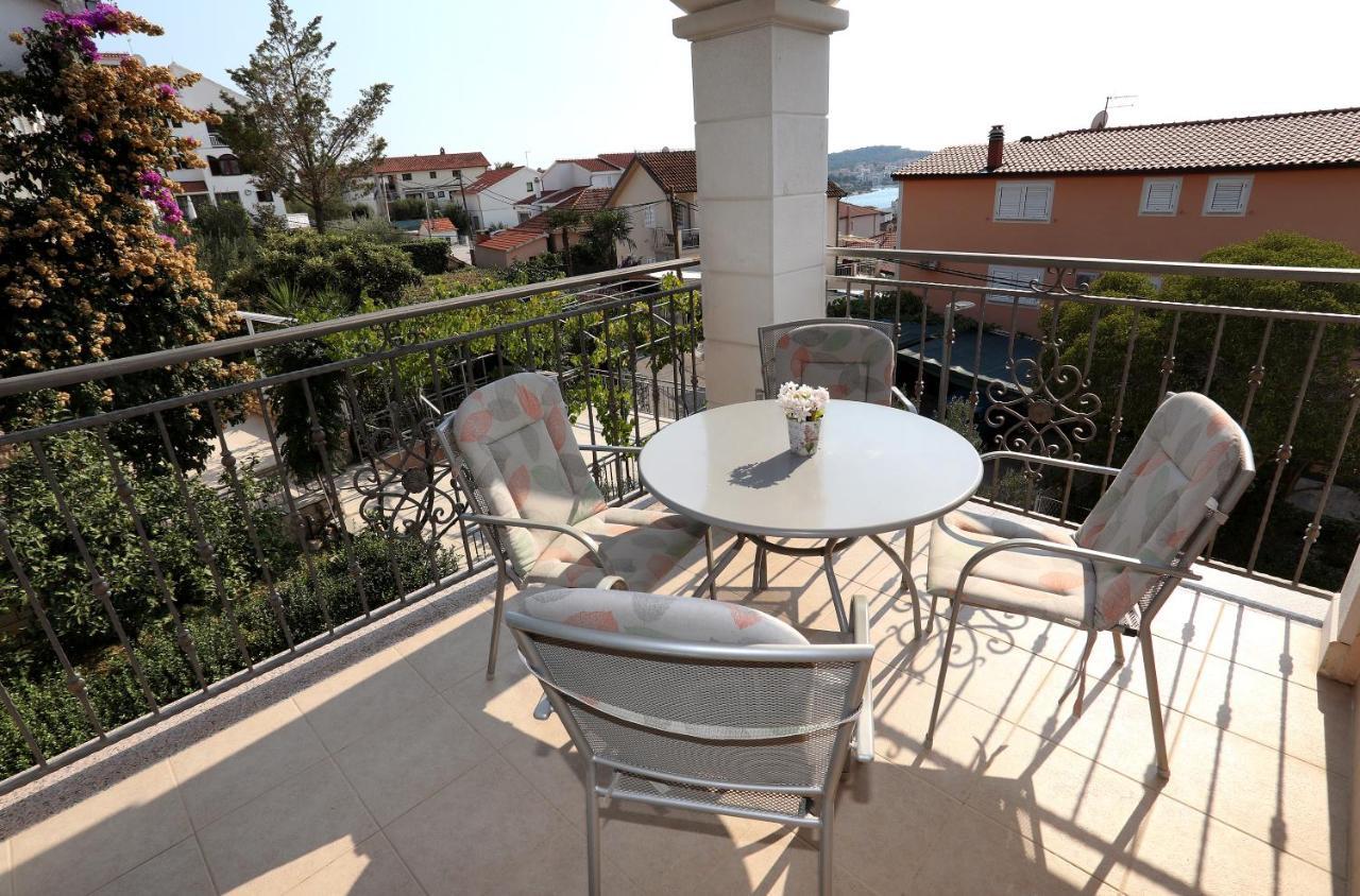 Vila Kuzmanic Trogir Exterior foto